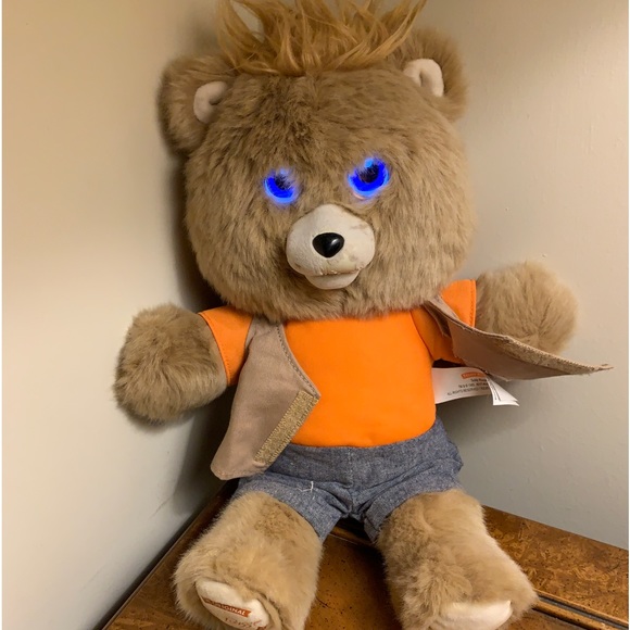 Teddy Ruxpin 2017 animatronic interactive, talking, storytelling bear. Works! - Picture 3 of 13